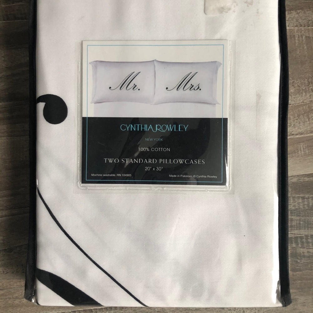 Mr and Mrs pillow cases